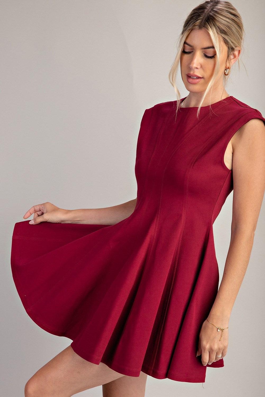 sleeveless fit & flare dress Burgundy / Small sleeveless fit & flare dress Burgundy / Small