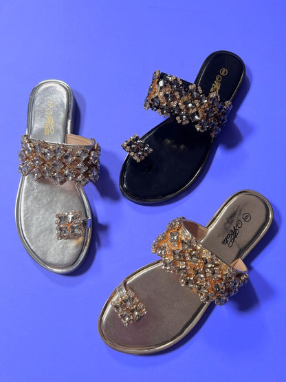 metallic rhinestone strap & toe ring flat sandals