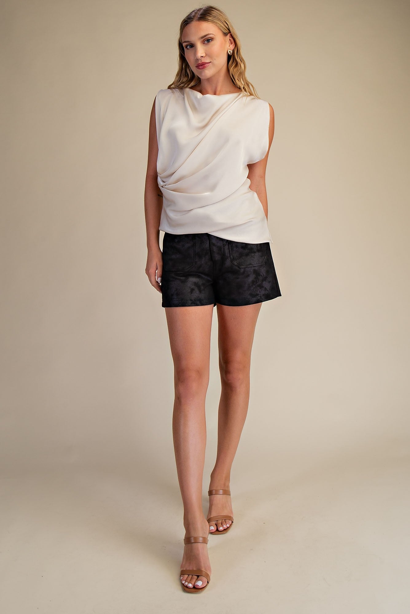 Drappy Neck Side Gathering Detail Top