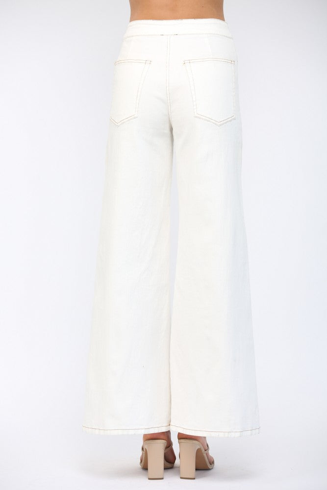 Contrast Topstitching High-waisted Wide Leg Jeans