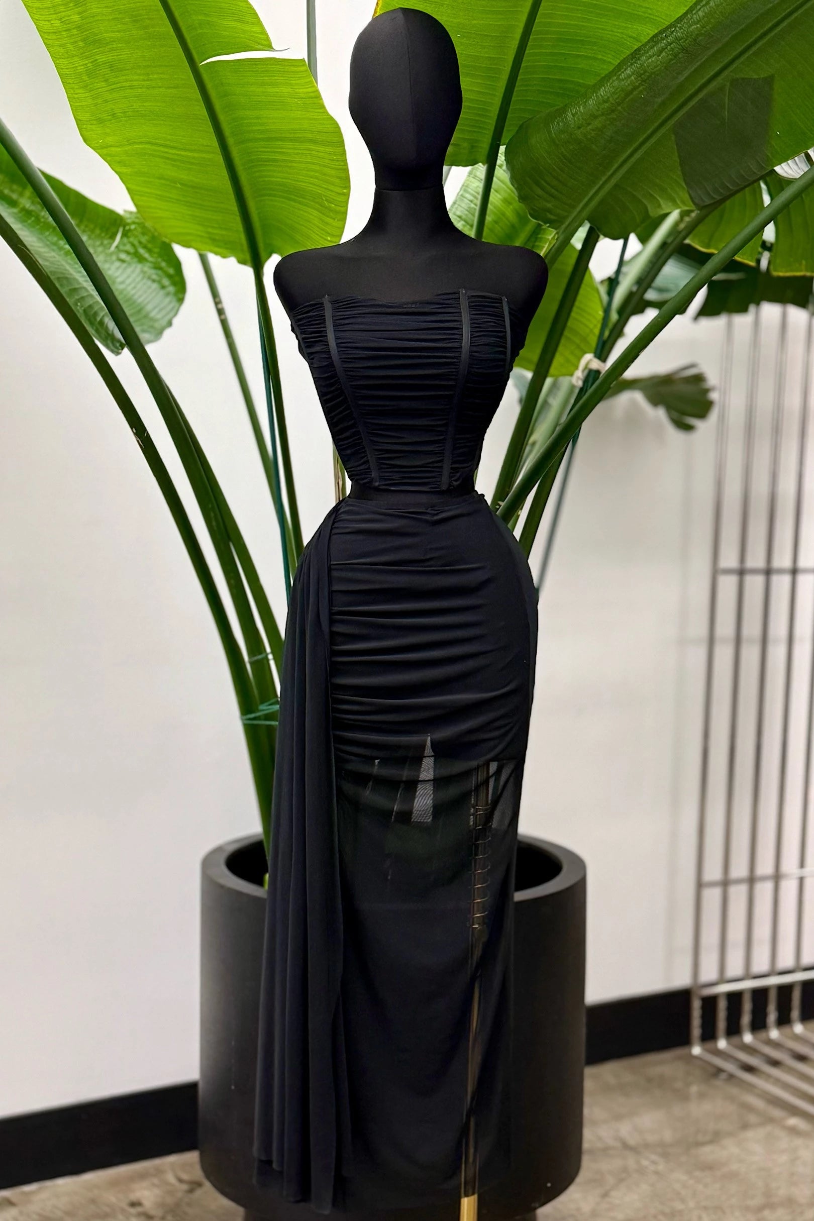 corset hobble dress 2pc set- mesh strapless top & maxi skirt Black / Medium fit:Petite Poplin hem silhouette Women's Fit and Flare