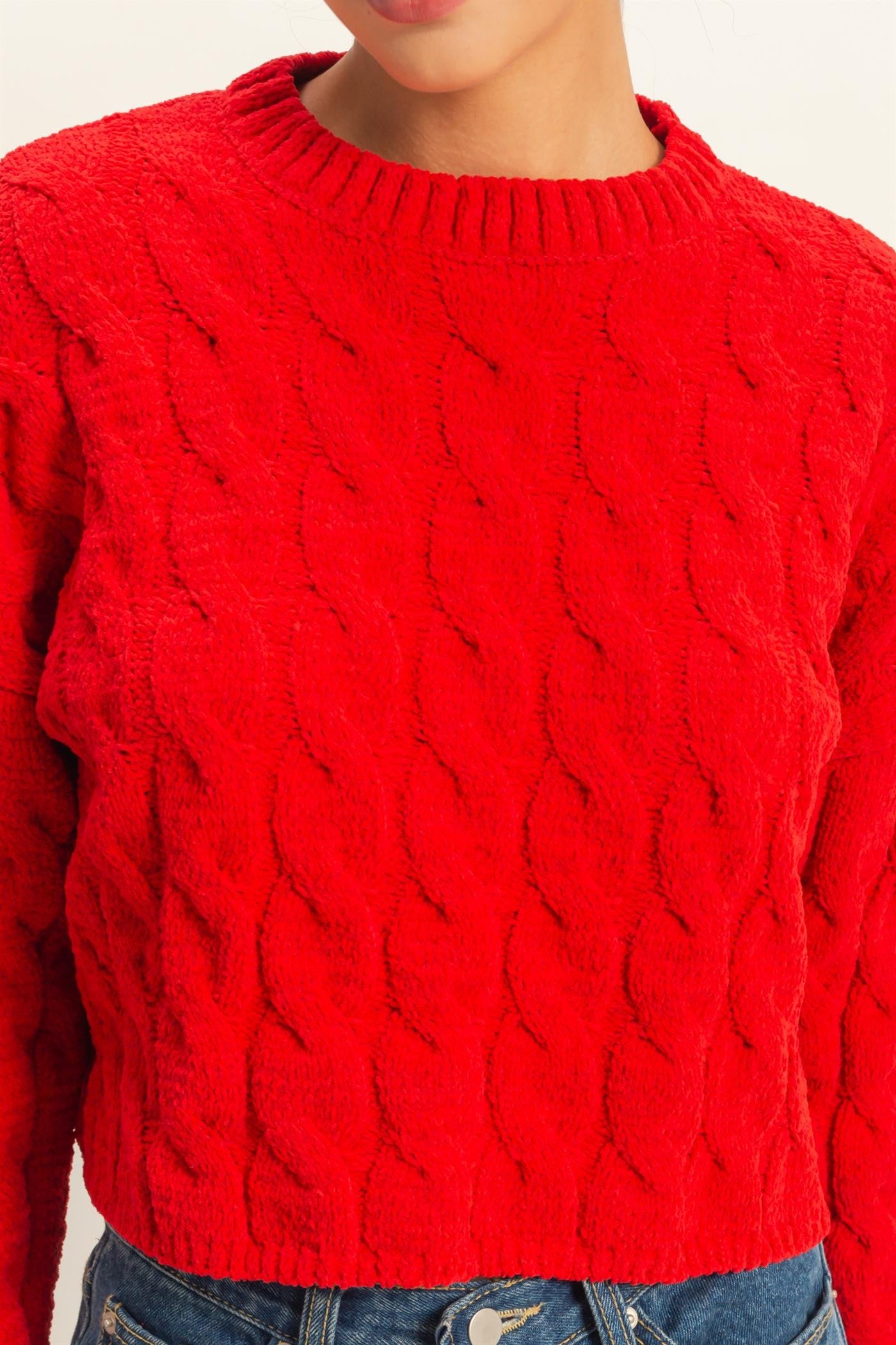 Textured Crew Neck Cable Knit Sweater