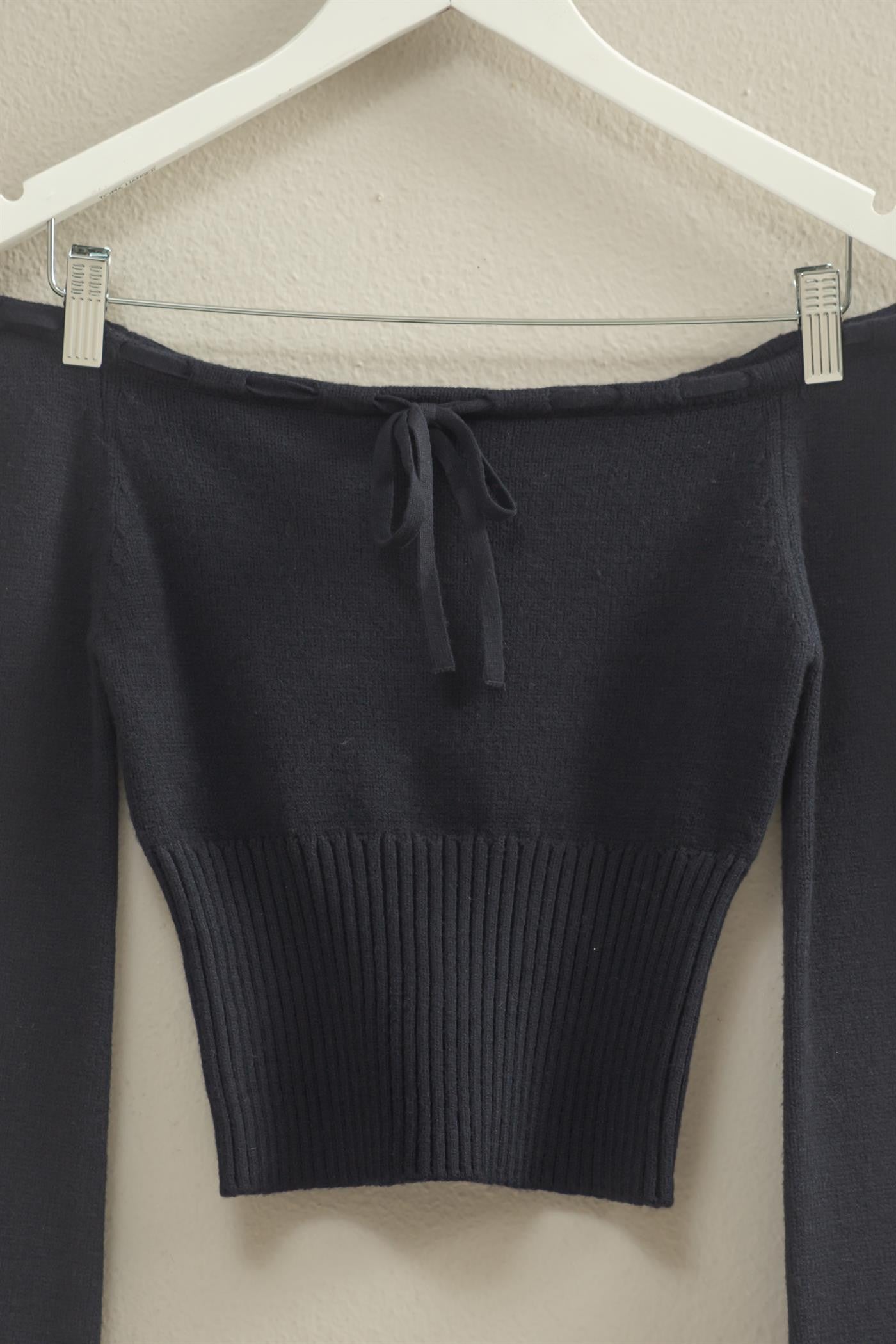 Ribbon Tie Detailed Off The Shoulder Sweater Top