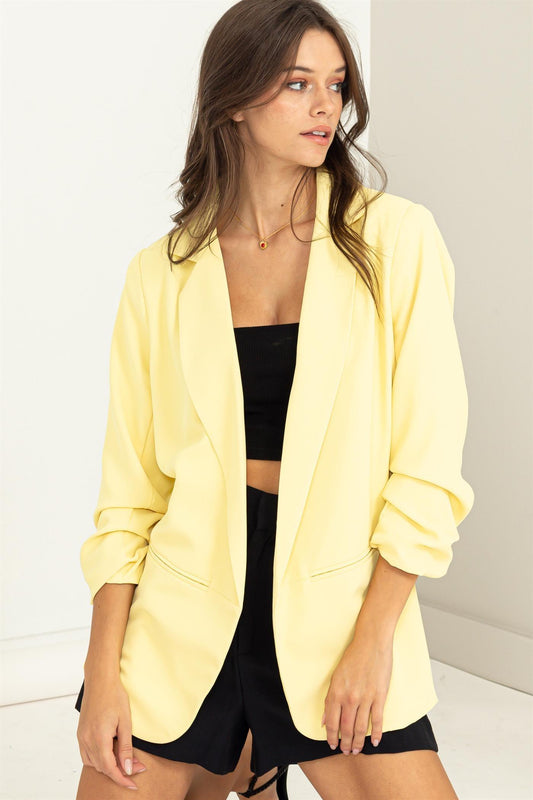 collared ruched sleeve blazer - tarpiniangroup