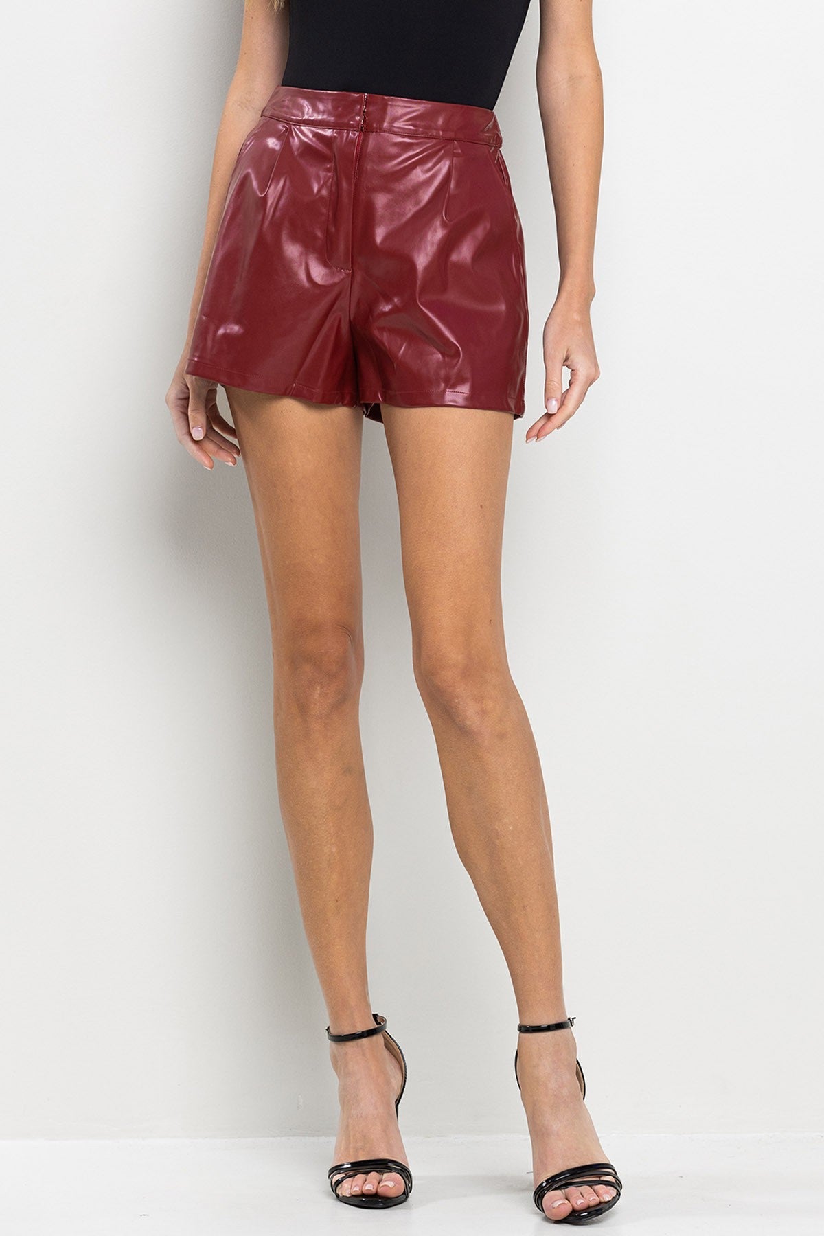 pleated high waist faux leather shorts