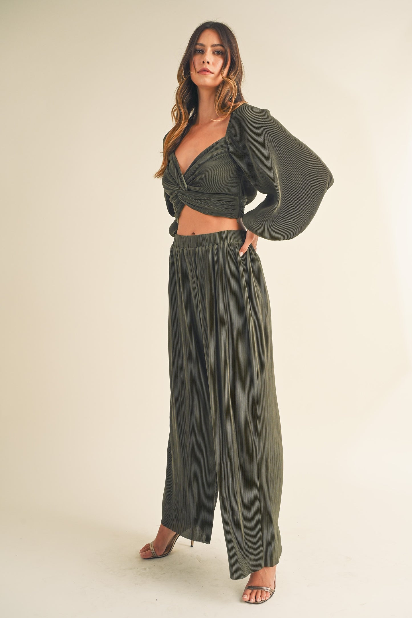 2pc set - pleated twist front top & pants