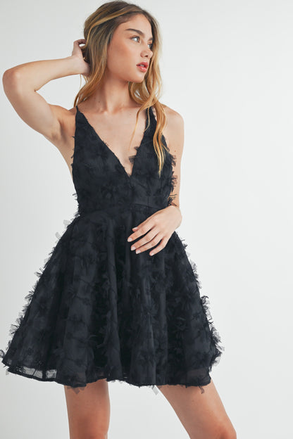 3D textured open back V-neck dress