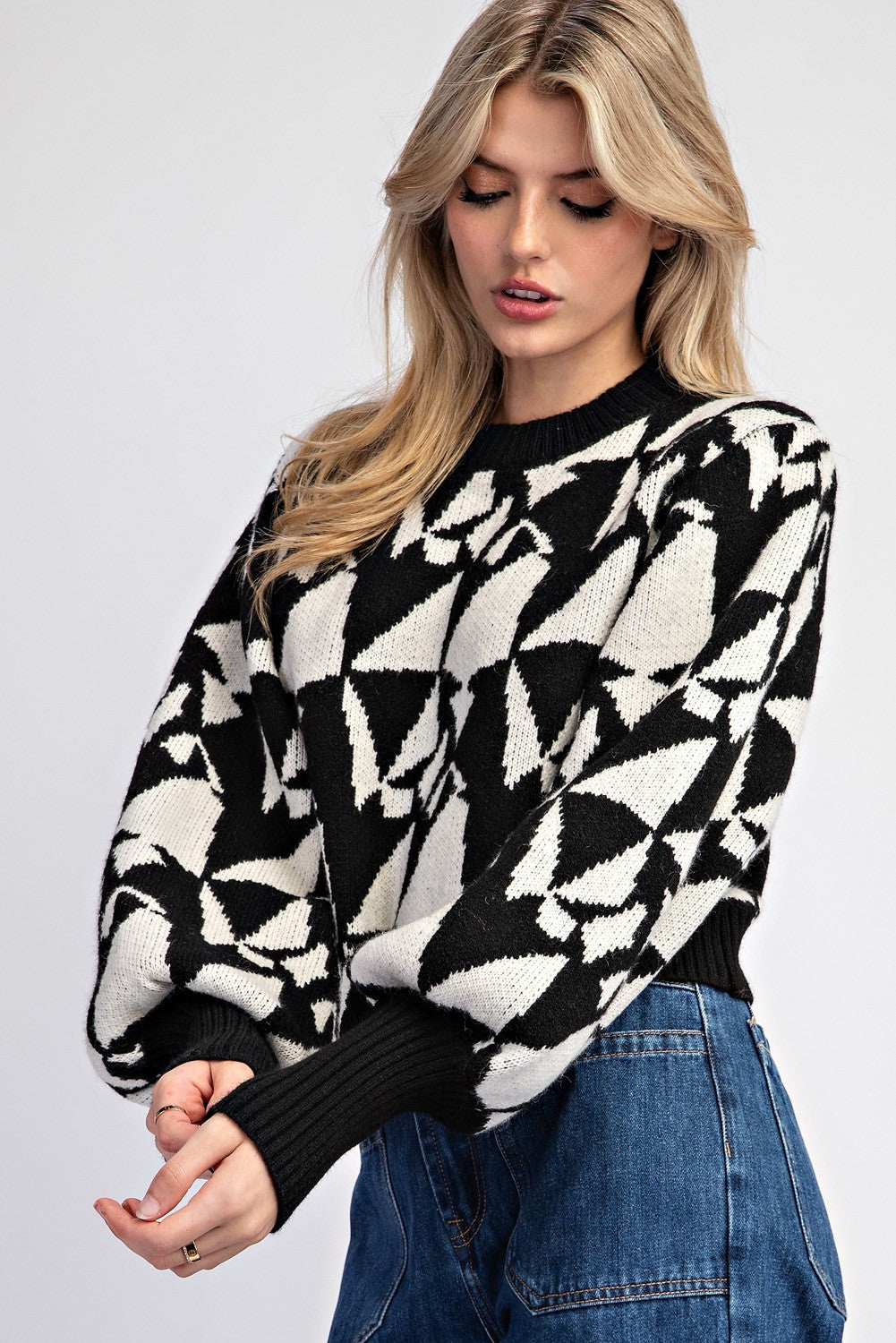 geo pattern cropped sweater