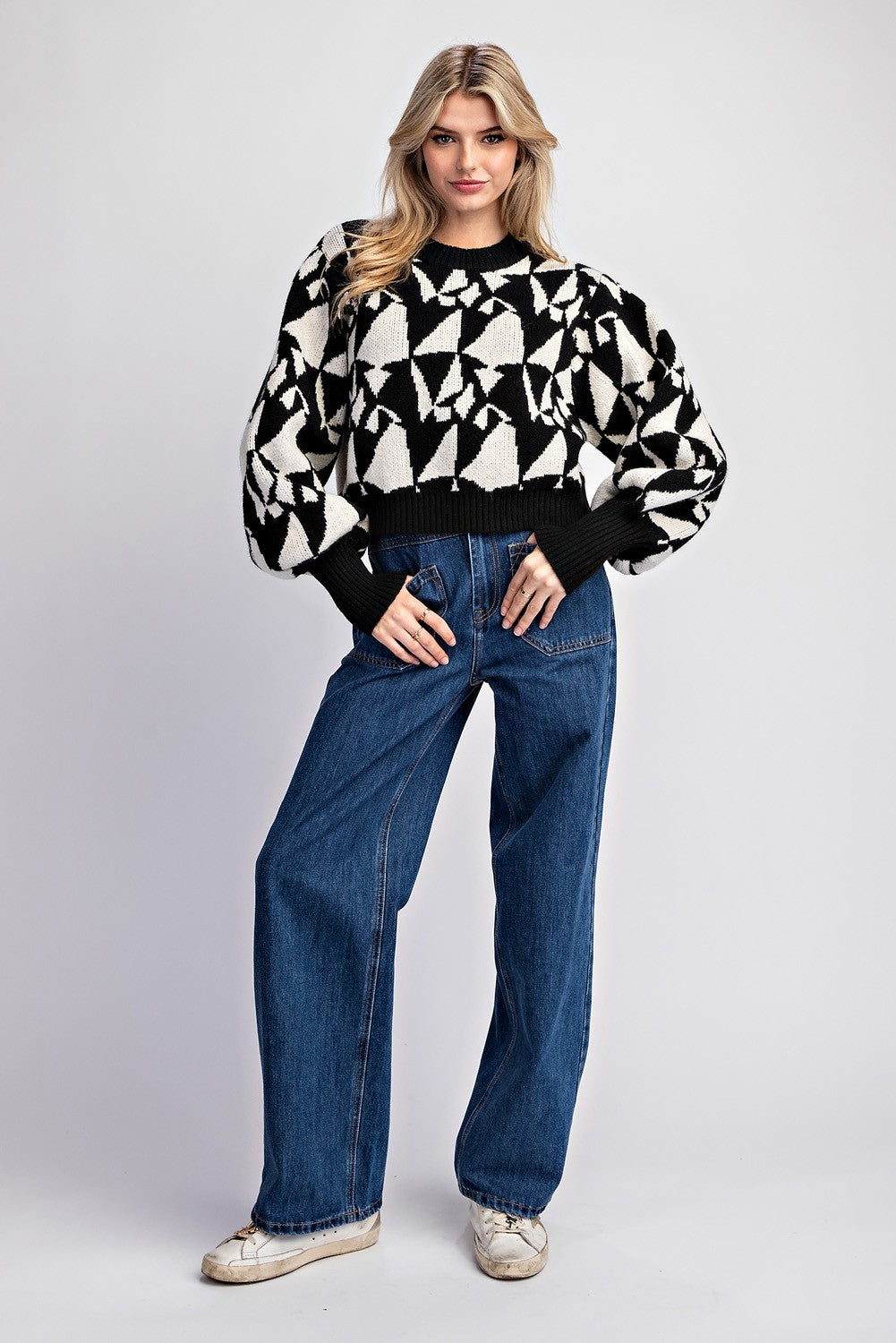 geo pattern cropped sweater