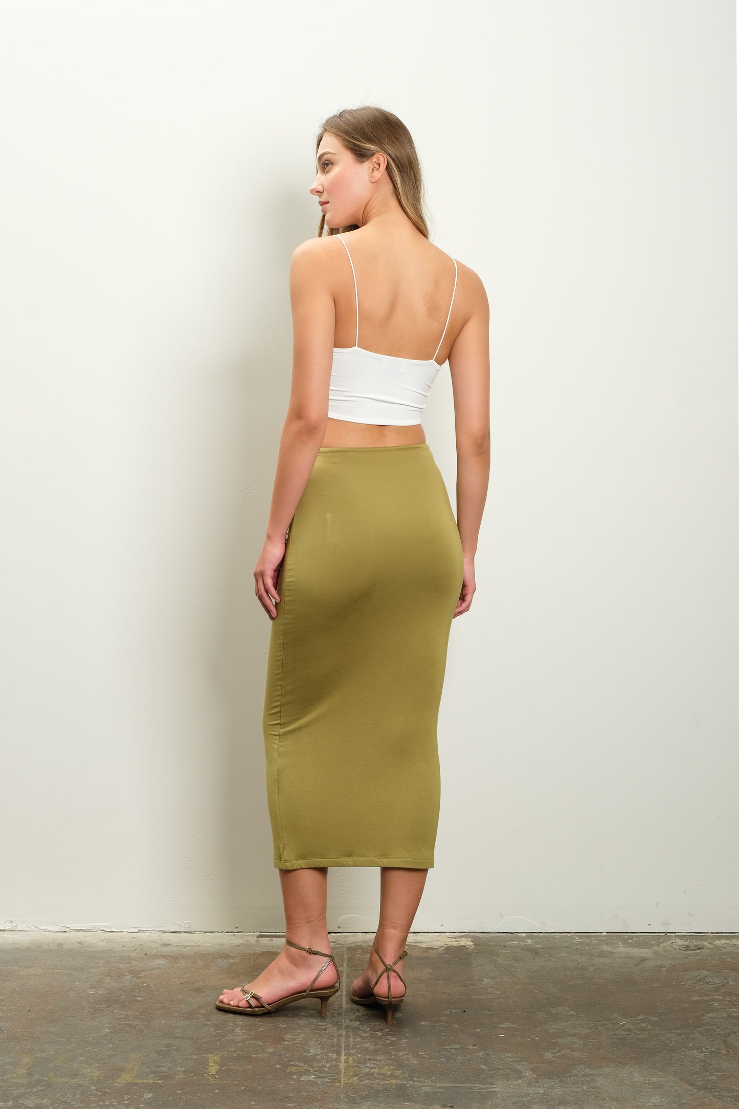 seamless knit midi skirt