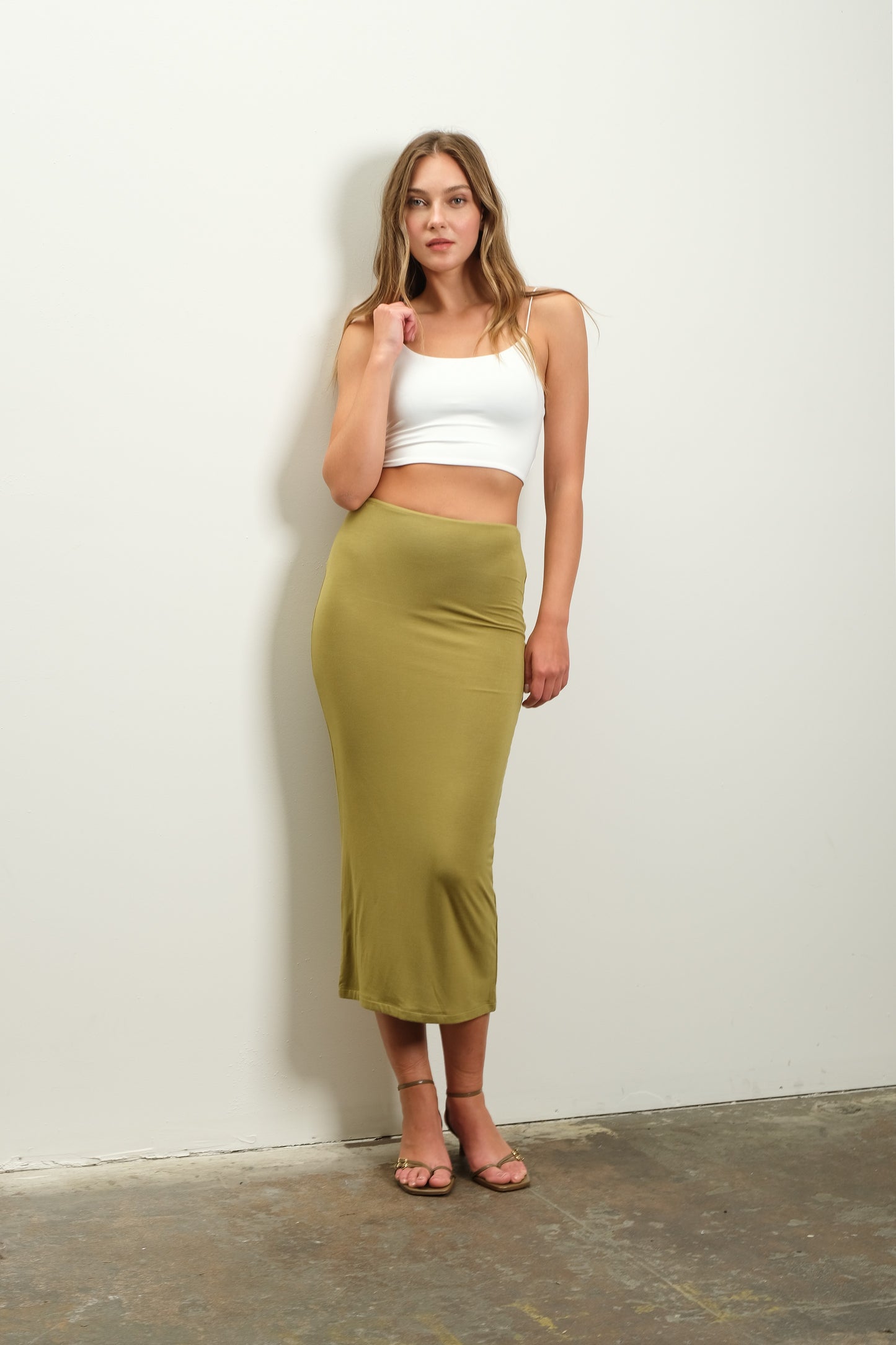 seamless knit midi skirt