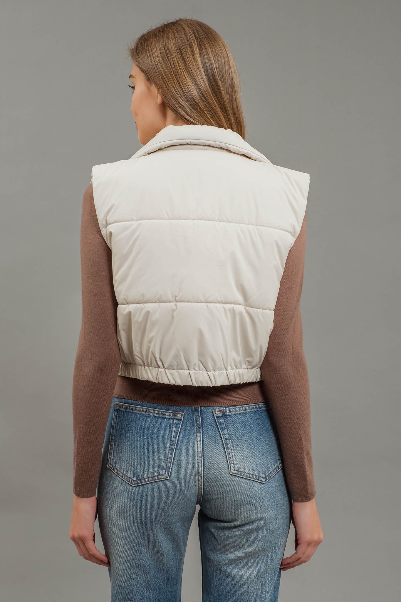 cropped zip up puffer vest