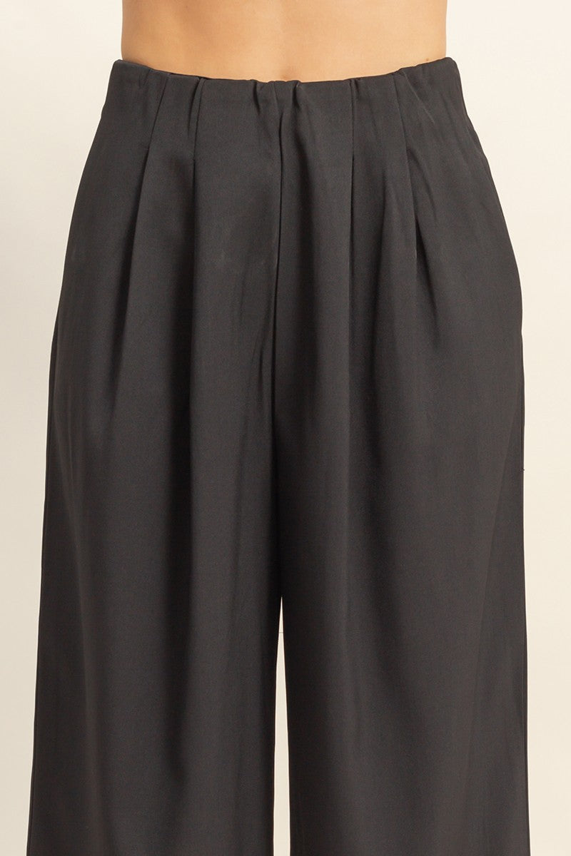 Pleated Wide-leg Tailored Trousers