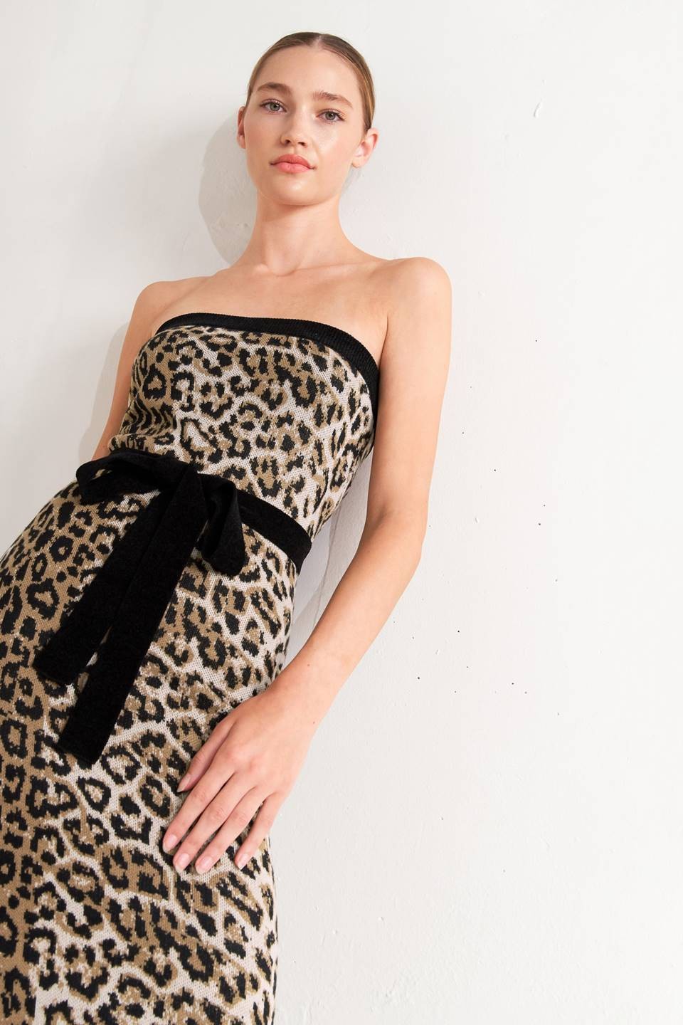 leopard strapless knit midi dress