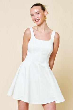 sleeveless flared dress