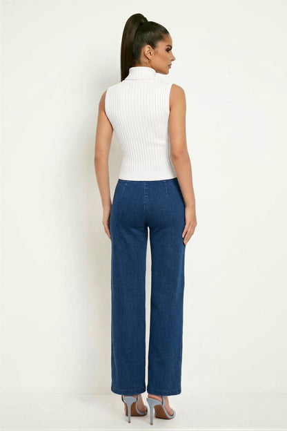 Sleeveless Turtleneck Sweater Top