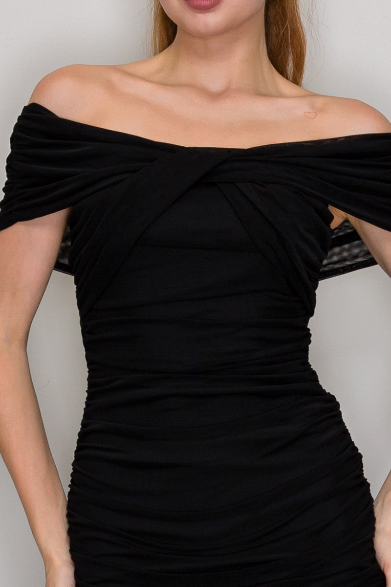 Off the shoulder Ruching Mini Dress