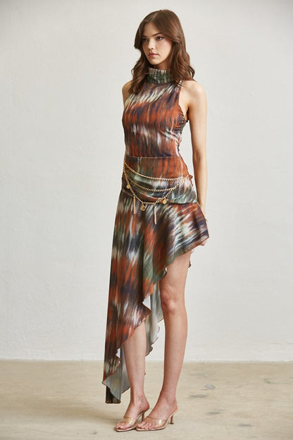 Chain Belt Abstract Print Asymmetrical Maxi Dress