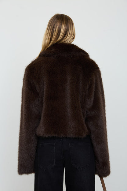 Cropped Faux Fur Zip-up Collared Jacket