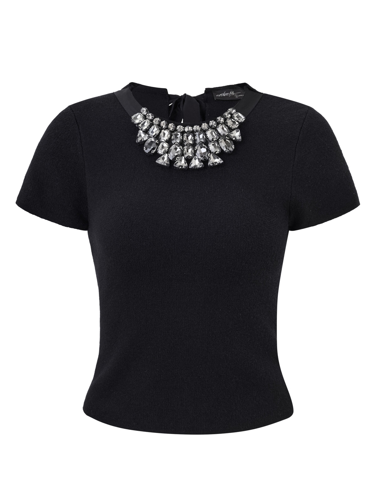 knit ribbon jeweled necklace t-shirt