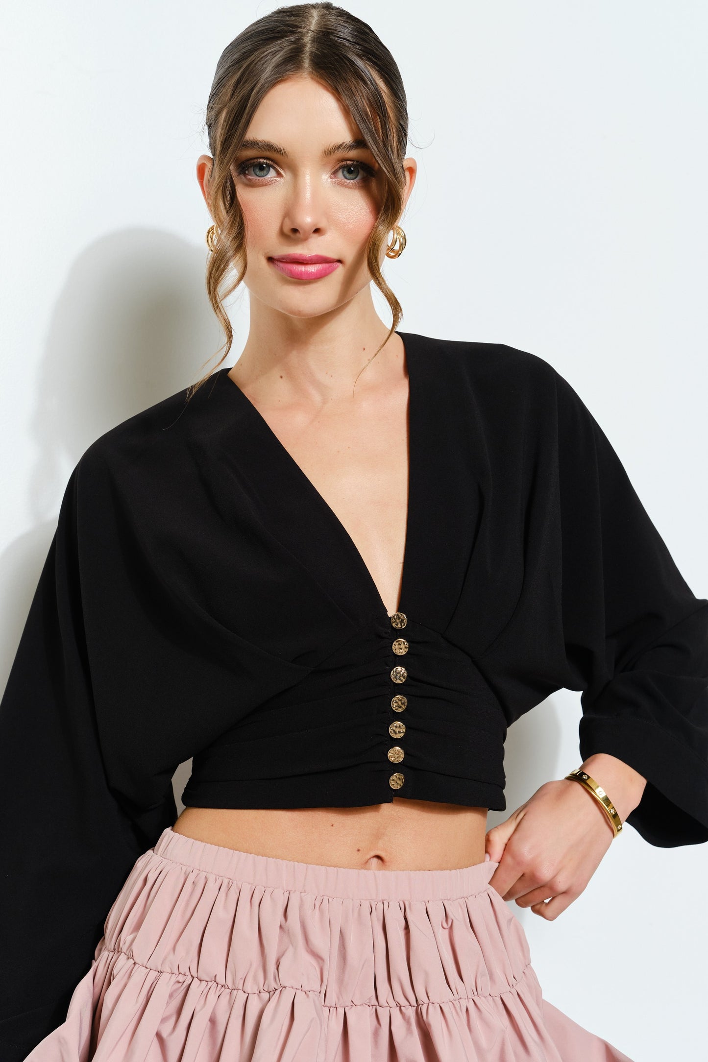 Ruched Button-front Kimono Sleeve Crop Top