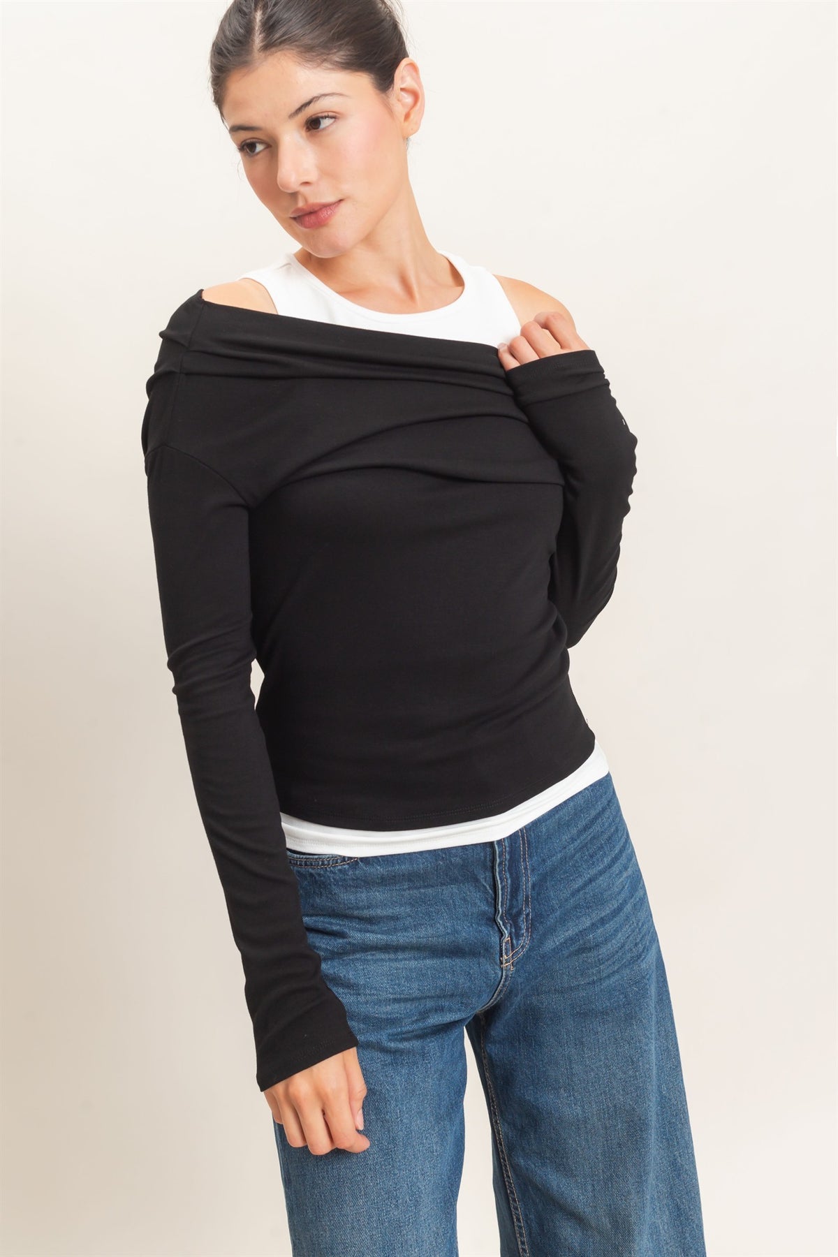 2fer tank & off the shoulder long sleeve top