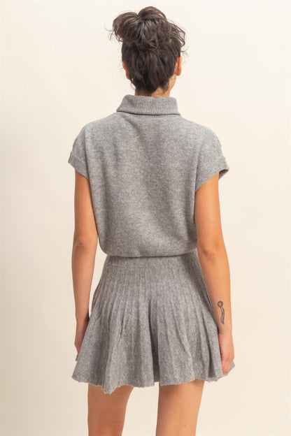 2pc set- short sleeve turtleneck sweater & flare skirt
