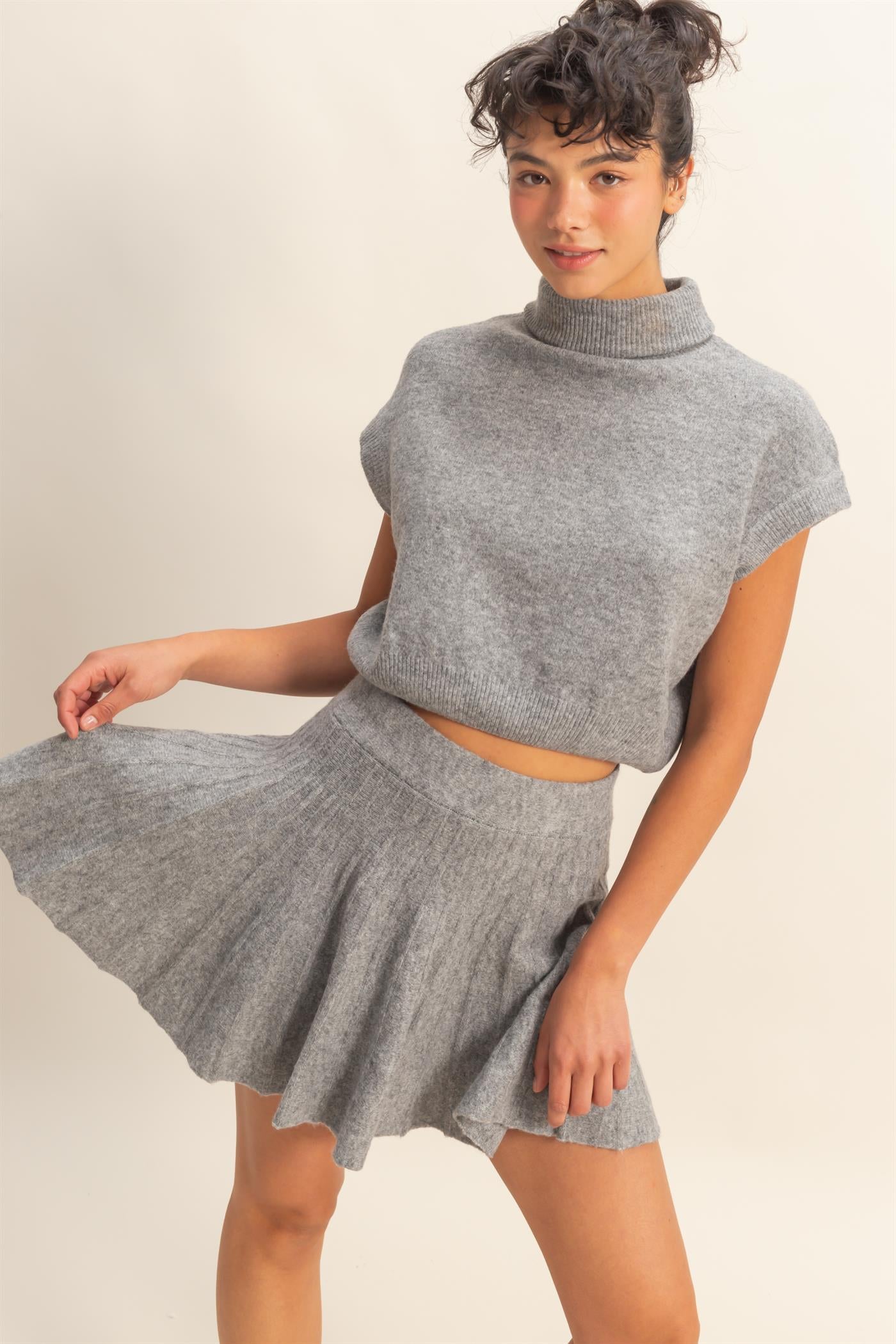 2pc set- short sleeve turtleneck sweater & flare skirt