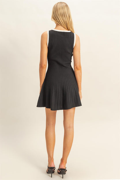 contrast edge knit flare sleeveless dress