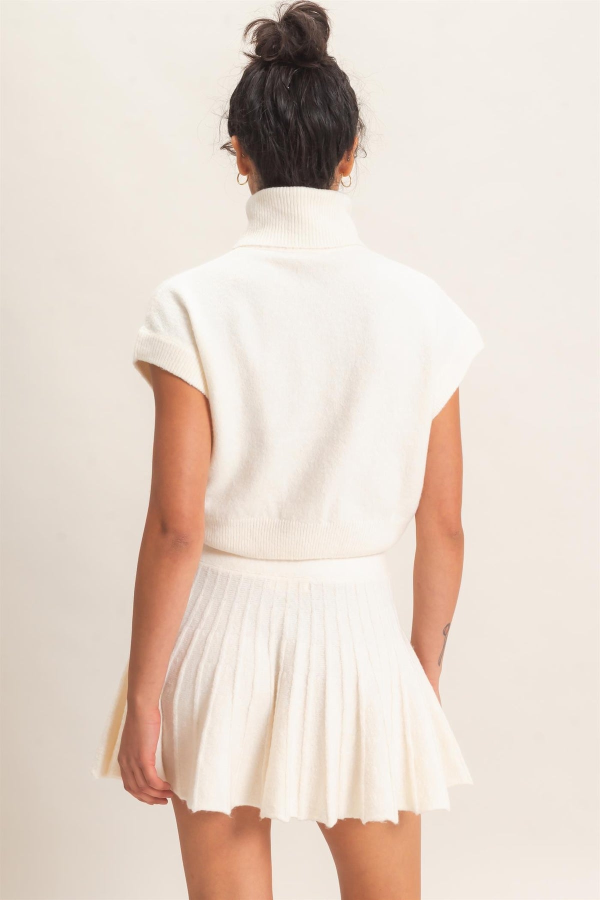 2pc set-Sweater Turtleneck Crop Top & Pleated Skirt