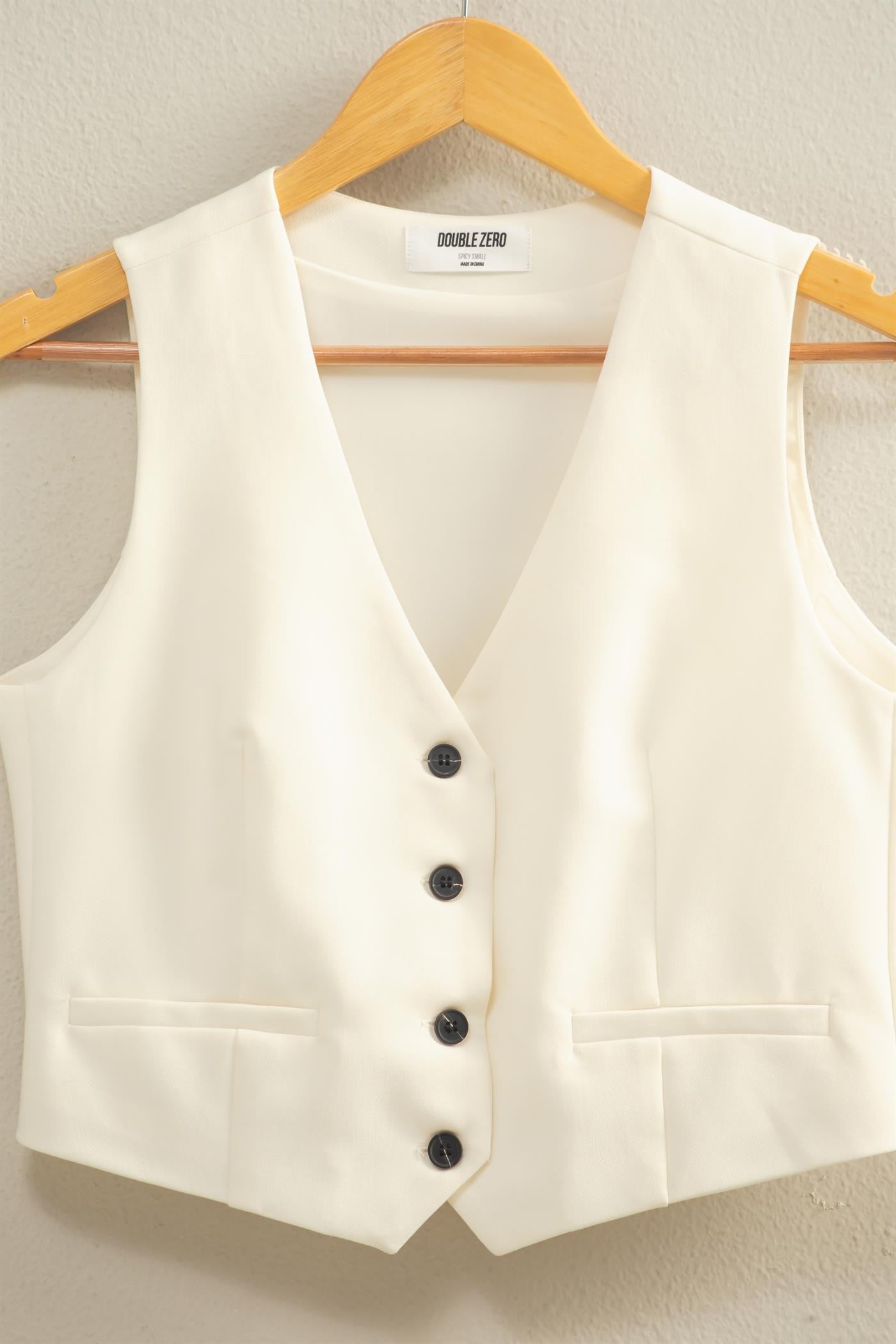 Tailored Button-down Vest