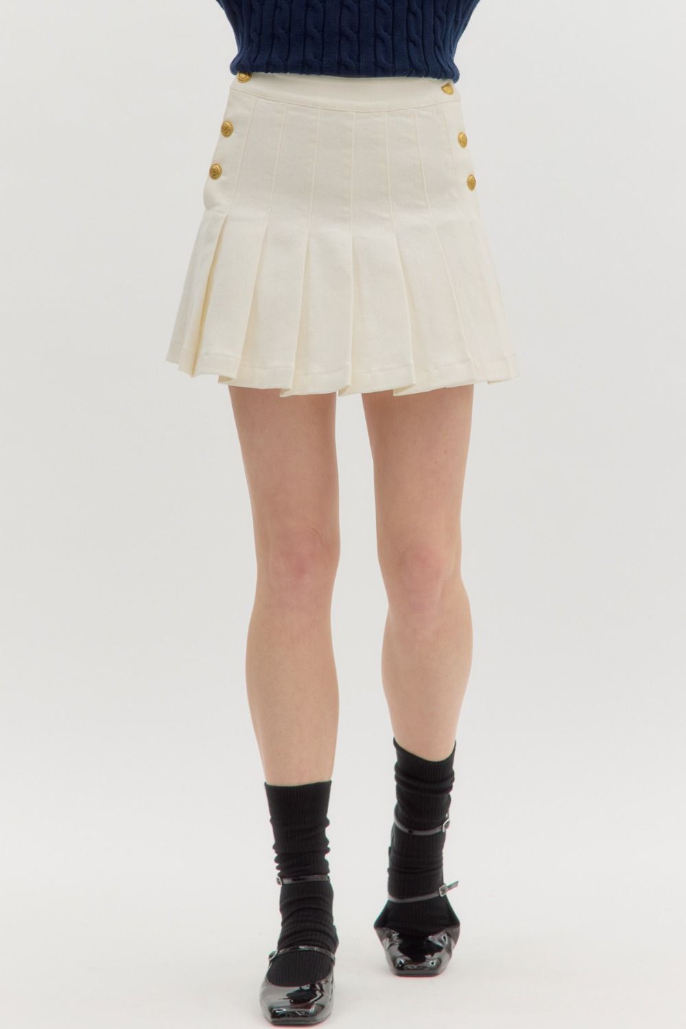 gold button pleated denim skirt
