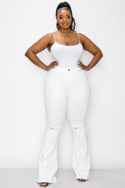 PLUS White Flare Jeans - tarpiniangroup