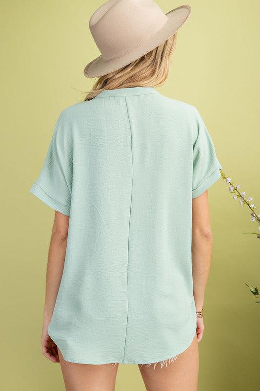 PLUS v-neck short sleeve woven top