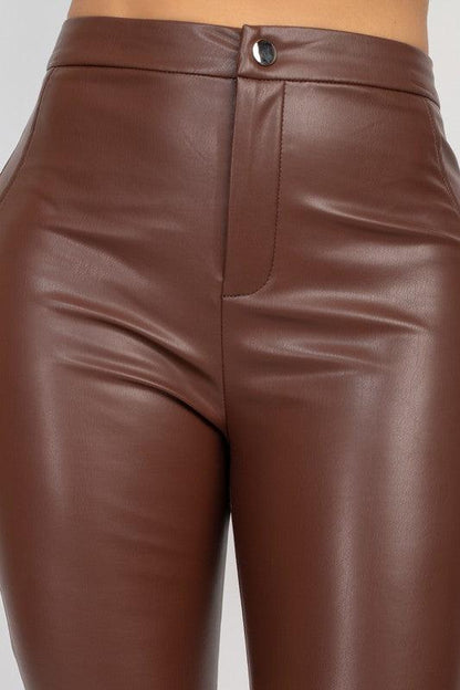Faux Leather Buttoned Skinny Pants - alomfejto