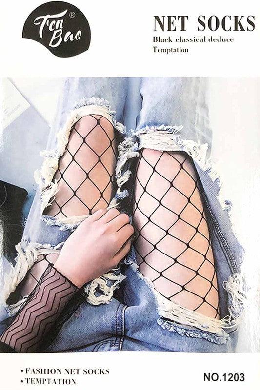 Jumbo Hole Fishnet Pantyhose