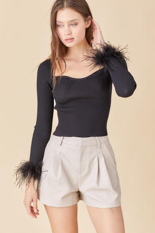 feather cuff ribbed long sleeve top - alomfejto