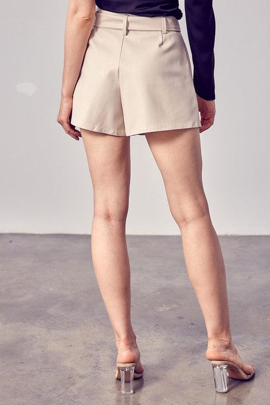 belted faux leather shorts-Shorts-Do & Be-alomfejto